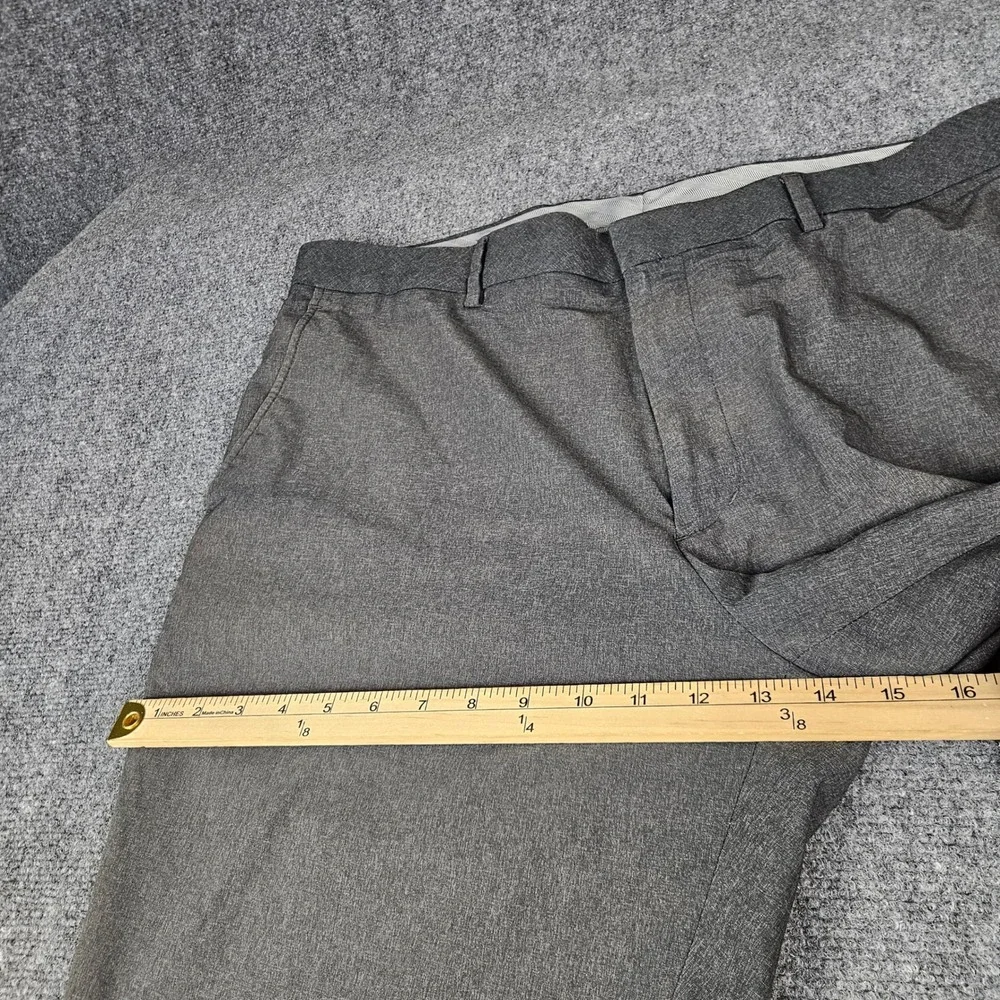 Walter Hagen Mens Golf Pants 38 Gray Performance Flat Front Trousers RN104141